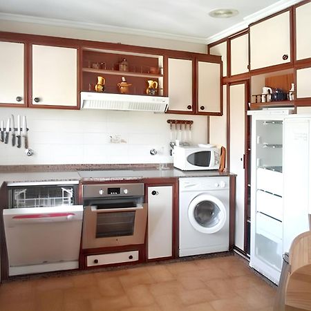 Spacious House With Terrace Near Boiro, Sea View Екстериор снимка
